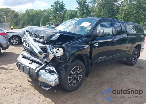 2015 Toyota Tundra Sr5 5.7L V8 z USA, uszkodzony, nr VIN 5TFUY5F18FX428454